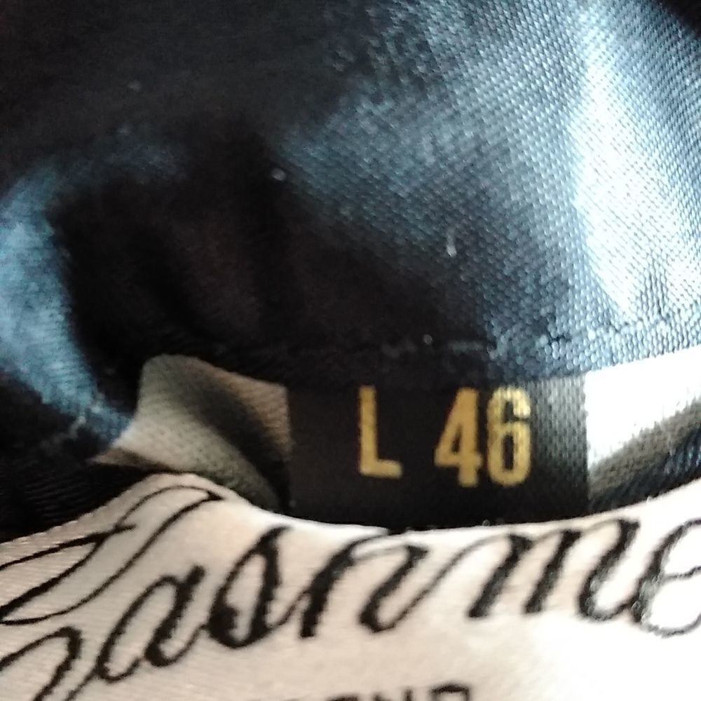 Cashmere blend suit jacket - Picture 8 of 9